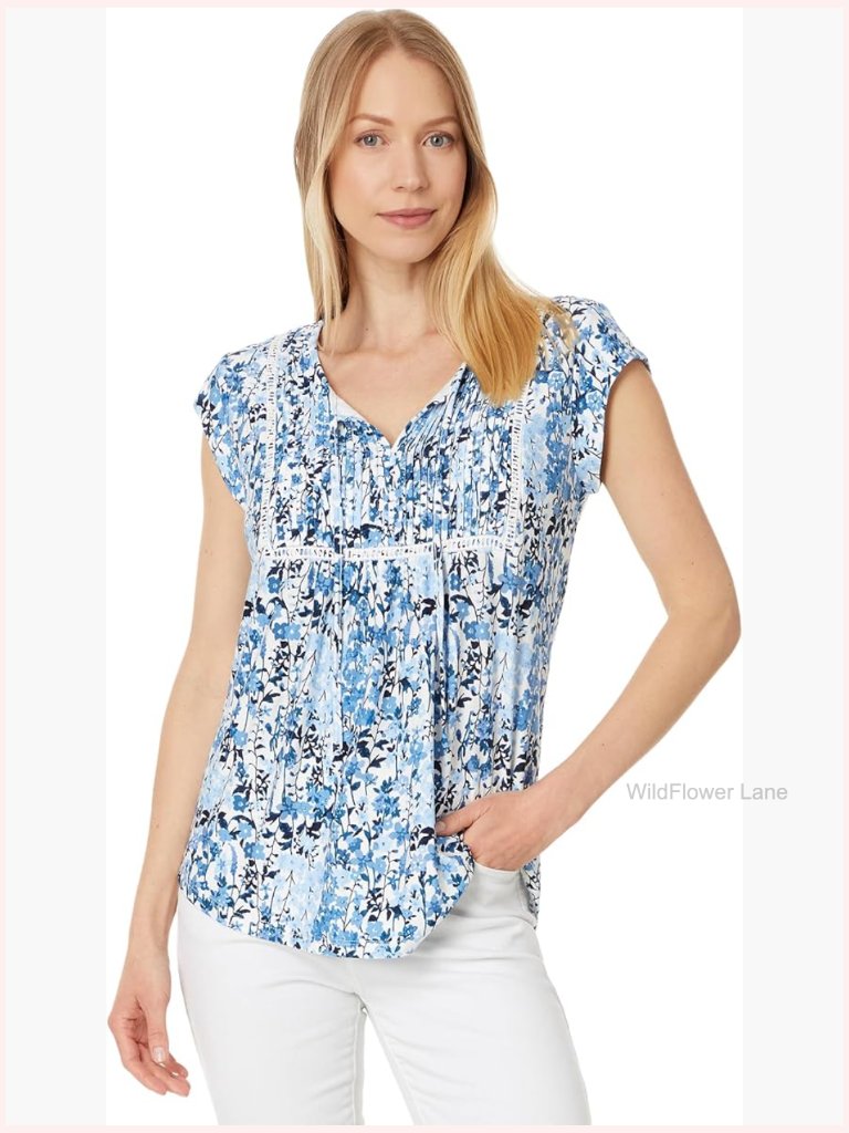 Short Sleeve Pintuck Top With Keyhole Neck
